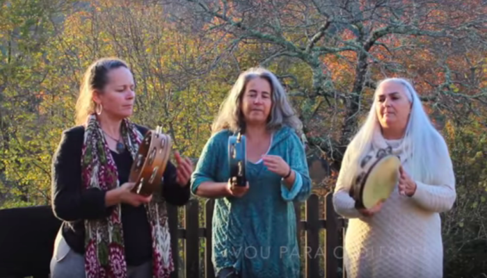 Vídeo completo de Amoras Maduras