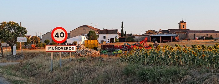 munoveros-5.jpg